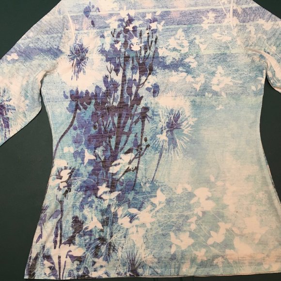 Pretty "watercolor" Floral tee - Coldwater Creek - Picture 9 of 10